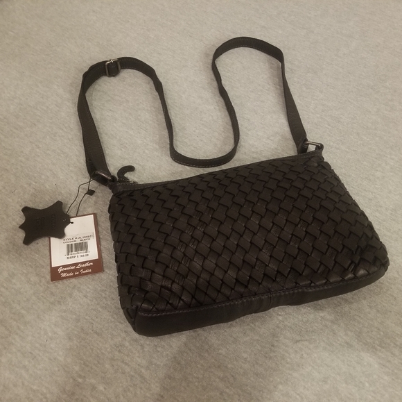 Civico 9  Over the shoulder plus. - Picture 1 of 8